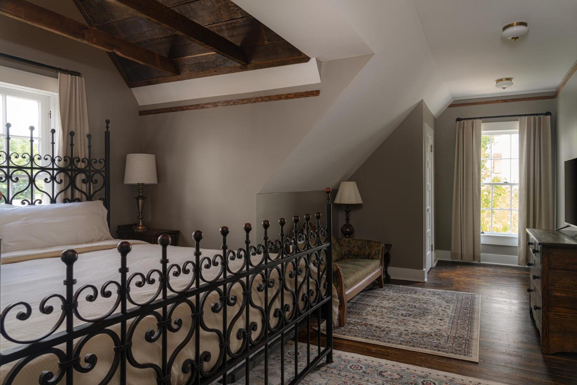 The Nuwray Hotel & Carriage House Burnsville Eksteriør billede