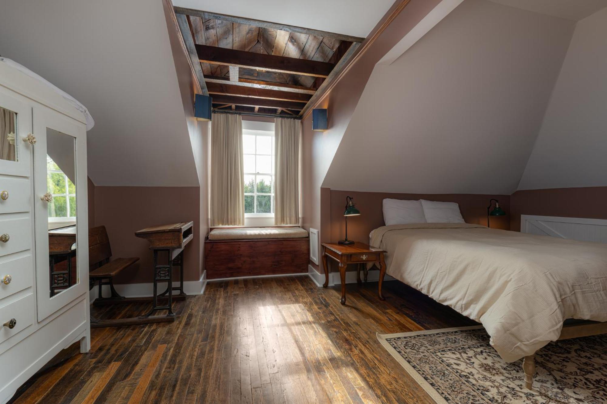 The Nuwray Hotel & Carriage House Burnsville Eksteriør billede