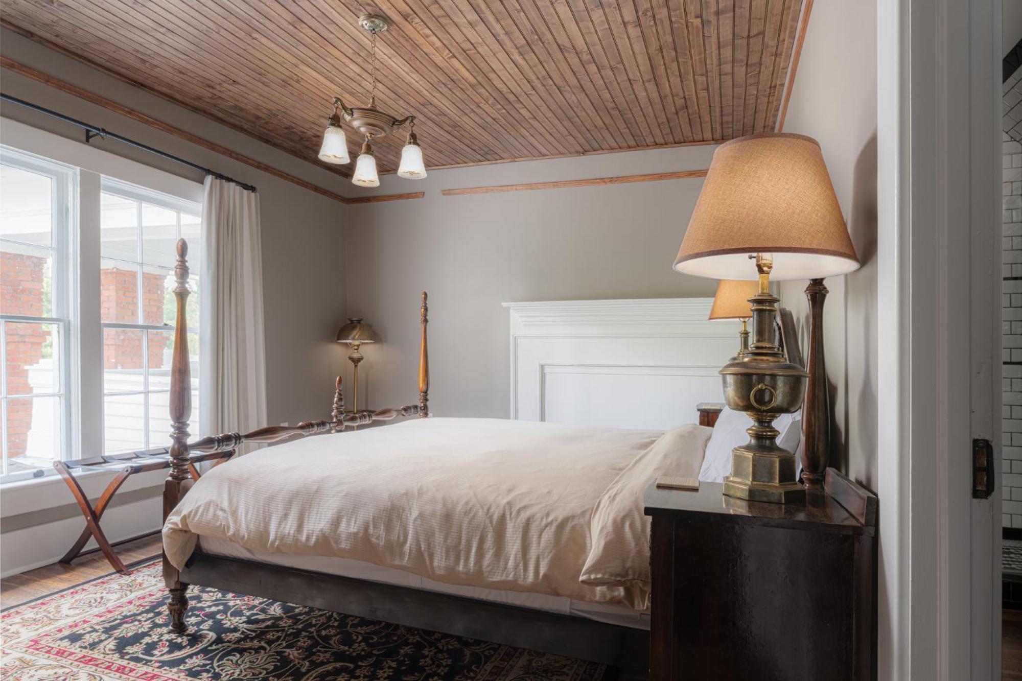 The Nuwray Hotel & Carriage House Burnsville Eksteriør billede